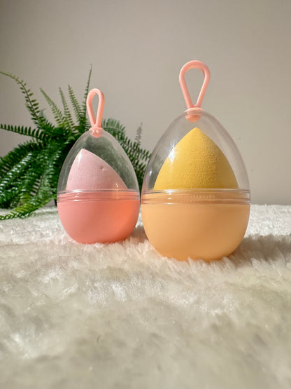 Makeup Sponge + Egg-Shaped Case